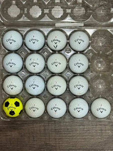 17 Callaway Chrome Soft Golf Balls