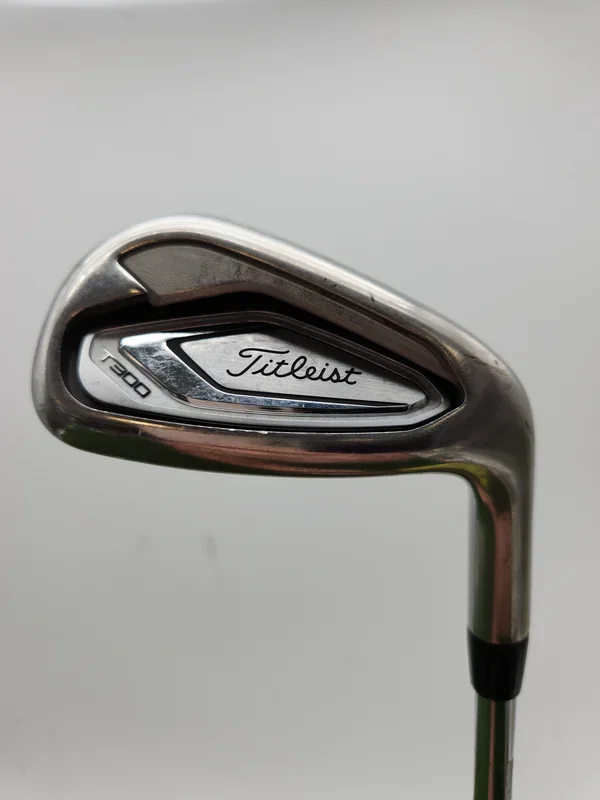 2019 TITLEIST T300 GAP WEDGE 48* REG TT AMT RED 35.5″ GOOD