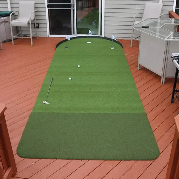 Big Moss Golf Commander Patio Series 6′ x 15′ 3 Cups Putting & Chipping Green
