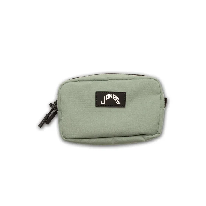 Caddie Passport – Sage Leaf