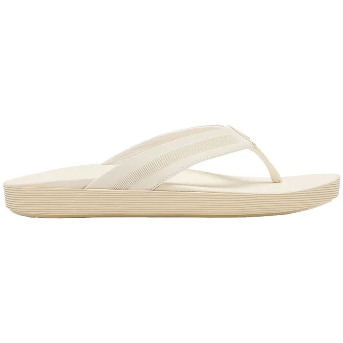 OluKai Men’s Leeward Sandals